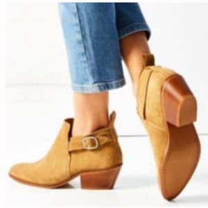 Urban Outfitters Tan Suede Western Hardware Bootie